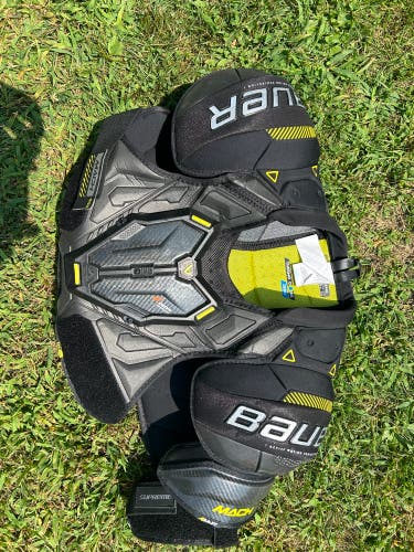 Used Senior Large Bauer Supreme Mach Shoulder Pads