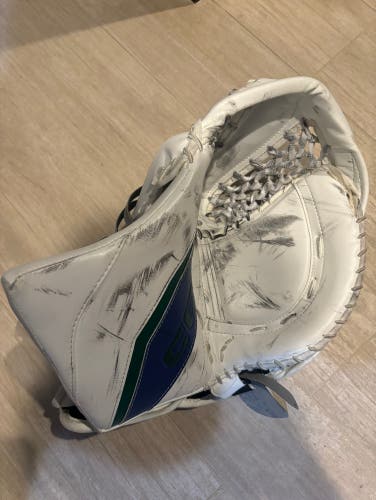 Thatcher Demko - CCM EFlex 6 Practice Palm 580