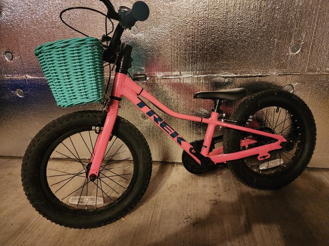 Girl's 2025 Trek Precaliber 16 Bike (New)