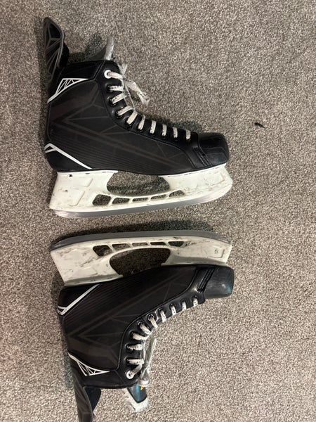 2016 Bauer Supreme S140 Hockey Skates Regular Width   12 (Used)