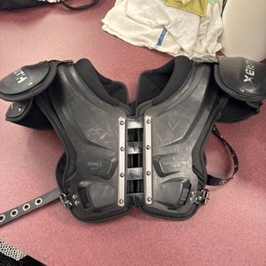 Small Adult Xenith Velocity Pro Light Shoulder Pads (Used)