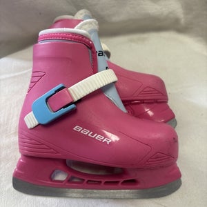 Girls Junior Size 8/9 Bauer Lil Angel Ice Hockey Skates. Pink.
