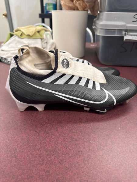 Men's  Size M 10.5 (W 11.5) Nike Low Top Vapor edge pro 360 Molded Cleats (Used)