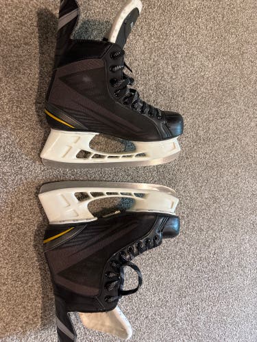 2012 Bauer Supreme 140 Hockey Skates Regular Width 7 (New)