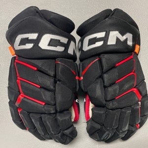 Black Senior CCM JetSpeed FT1 Gloves 14" Pro Stock BlackHawks (Used)