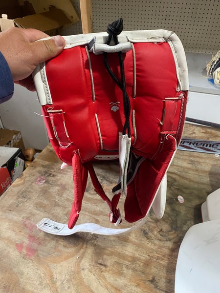 30"  CCM Axis 1.9 Goalie Leg Pads (Used)