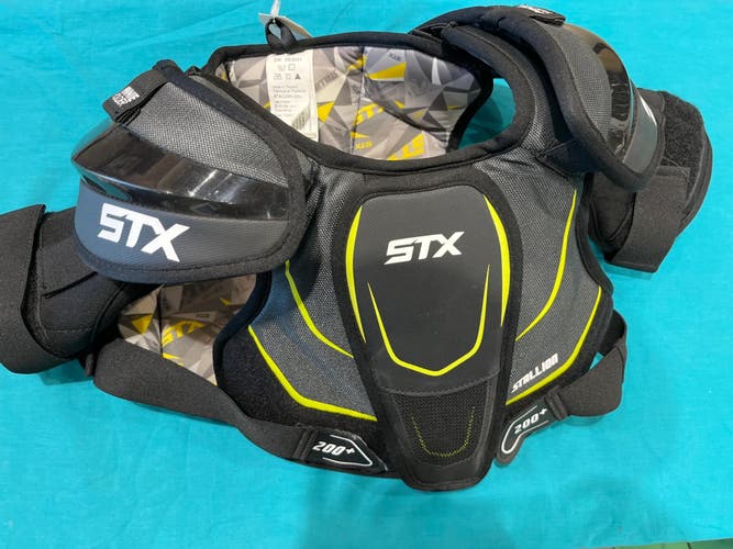 Medium Youth STX Stallion 200+ Shoulder Pads (Used)
