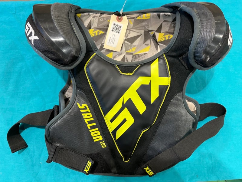 Large Youth STX Stallion 100 Shoulder Pads (Used)