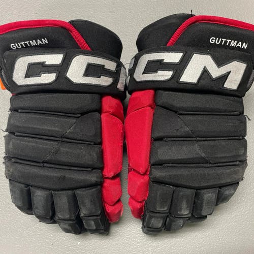 Black Senior CCM HG97 Gloves 14" Pro Stock BlackHawks(Used)