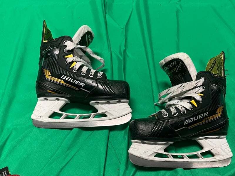 Bauer Supreme M4 Hockey Skates | Youth 13 (Regular)