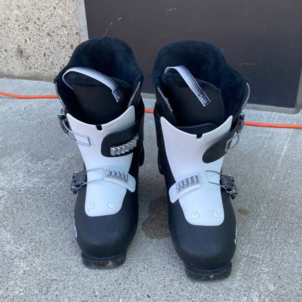 HEAD Ski Boots | Kid's Mondo 22.0 - 22.5