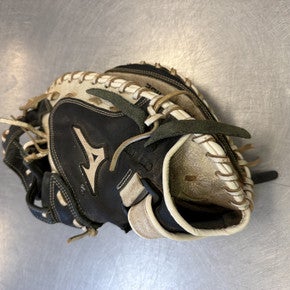 Used Mizuno FRANCHISE BB/SB Catchers RH Throw Black 34" 11339-S000192860