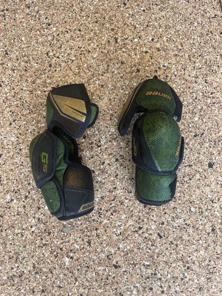 Medium Intermediate Bauer Supreme Elbow Pads (Used)