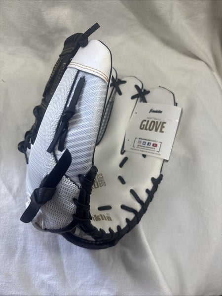 NWT Girls Size 11 Inch RHT Franklin Fast pitch Pro Series Softball Glove. White