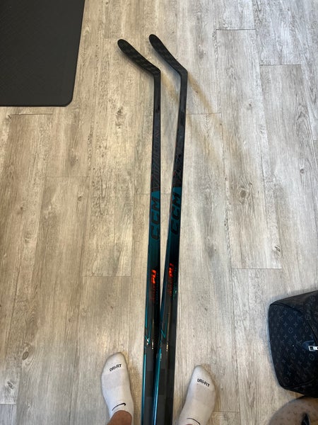 2 Pack New Senior CCM Vizion 75 Flex Left Hand Hockey Stick P28+1/4 Pro Stock (New)