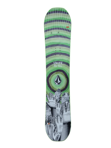 Used 2023 Nitro Ripper x Volcom Snowboard (121cm)