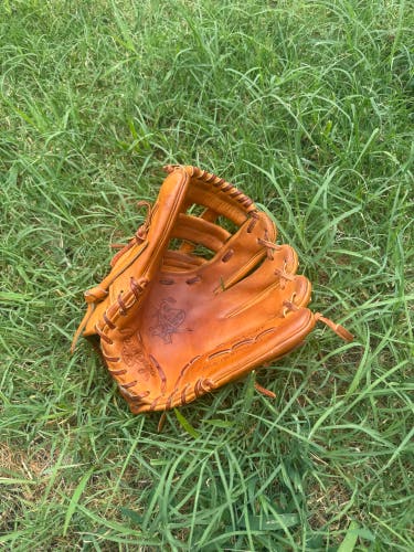 Rawlings RH Infield Heart of the Hide Baseball Glove 12" (Used)