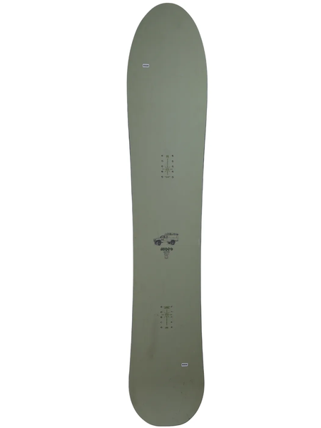 Used 2024 Nitro Quiver Slash Snowboard (162cm)