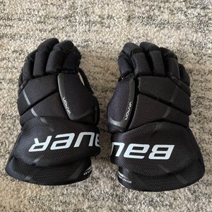 Bauer Vapor X20 Hockey Gloves 9”