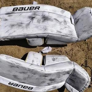 32" 2018 Bauer Supreme Goalie Leg Pads (Used) White