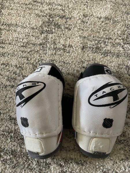 CCM Tacks Youth Medium Elbow Pads