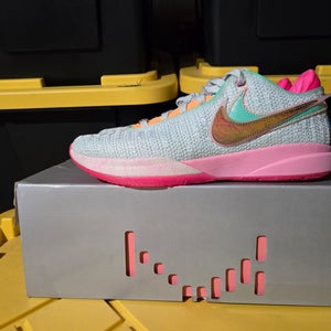 Nike Lebron 20 Men's Size M 11.0 (W 12.0) Nike Shoes (Used)