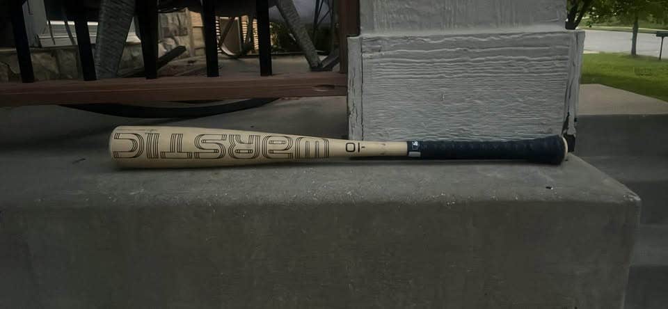 Warstic Bonesaber Alloy USABat Certified Bat (-10) 17 oz 27" (Used)