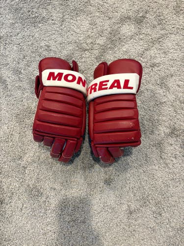 Vintage Montreal 9944 Hockey Gloves