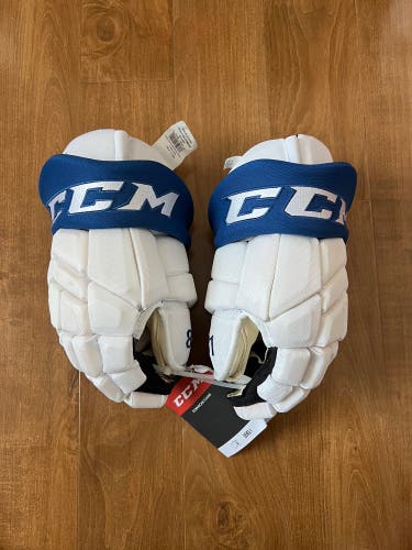 NHL Pro Stock Tampa Bay Stadium Series CCM HGTK - 15"