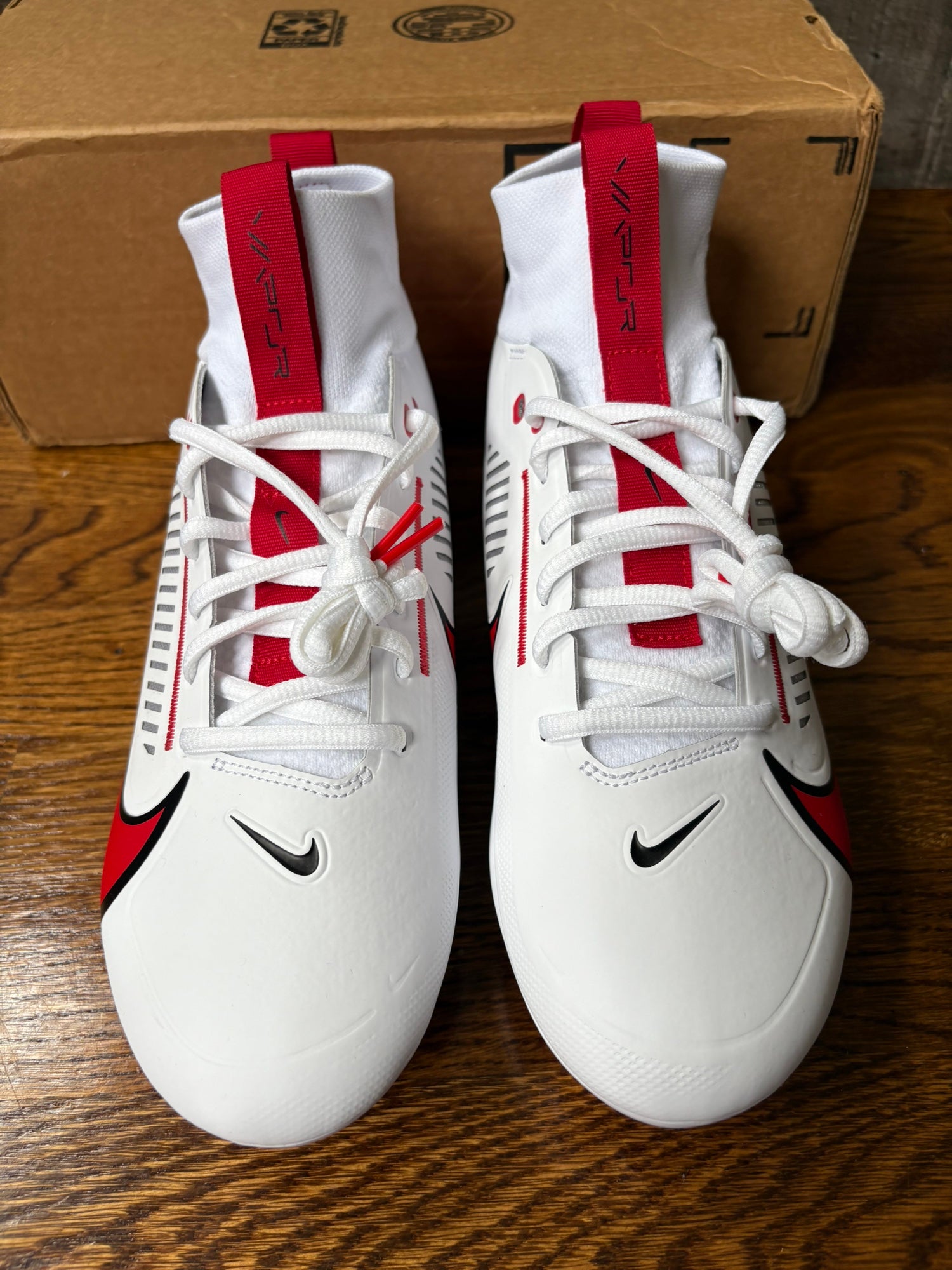 Nike Vapor Edge Pro 360 2 TB White Red Football Cleats Men Size 9 FQ4044-105 Nike Vapor Edge Pro 360 2 (Team Bank) White / University Red  main image 3