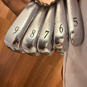 Men's Mizuno MP-63 Right Handed Iron Set (Used)