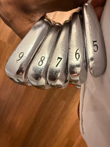 Men's Mizuno MP-63 Right Handed Iron Set (Used)