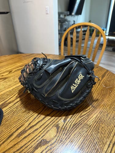 Catcher's All Star RH CM3000 Baseball Glove 33.5" (Used)