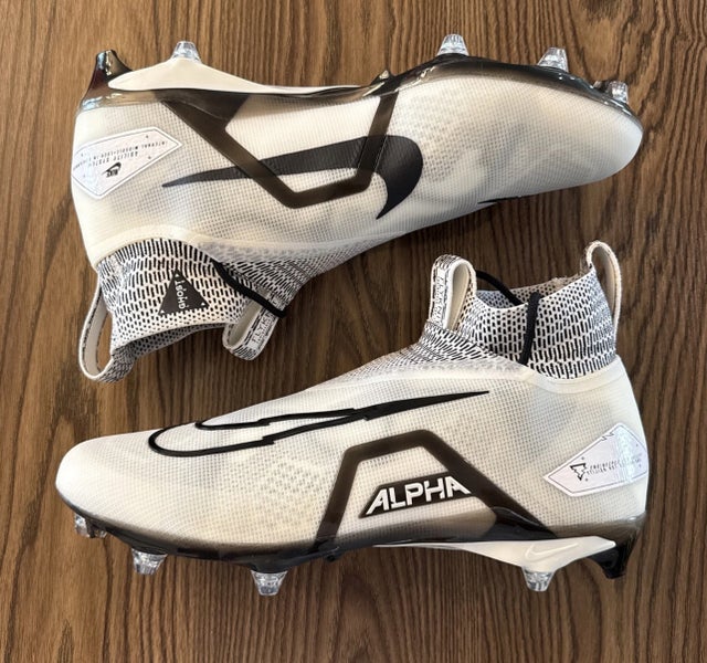 Men's  Size M 14.0 (W 15.0) Nike Mid Top Alpha Menace Elite 3 Detachable Cleats (New)