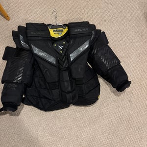 Large  Bauer Shadow Goalie Chest Protector (Used)