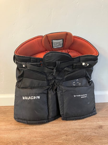Intermediate Small 2014 Vaughn Vision 9200 Hockey Goalie Pants  (Used)