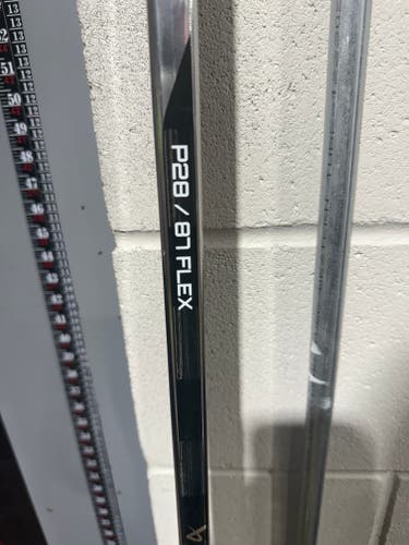 Senior 87  Flex Bauer Hyperlite 2 Left Hand Hockey Stick P28 (Used)- DEMO STICKS