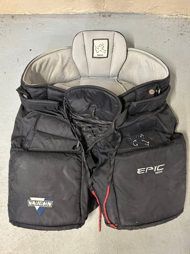 Senior Medium Vaughn Epic 8600 Hockey Goalie Pants (Used)