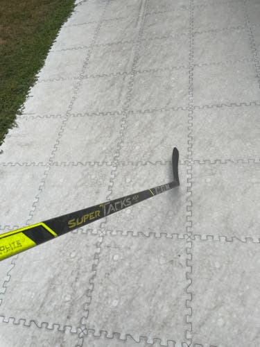 Intermediate CCM Super Tacks AS3 Pro Left Hand Hockey Stick P28 Pro Stock (New)