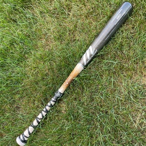 Marucci AM22 Maple Bat