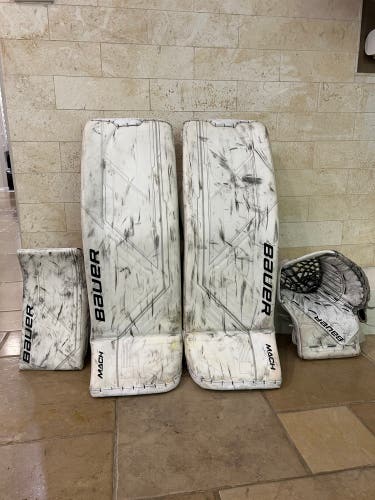 35" Bauer Mach Regular Goalie Full Set Pro Stock (Used)