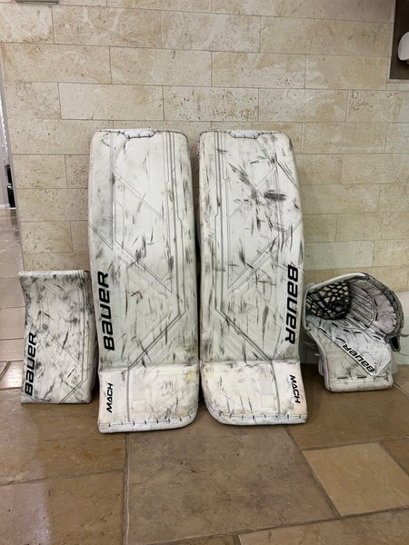 35"  Bauer Mach Regular Goalie Full Set Pro Stock (Used)