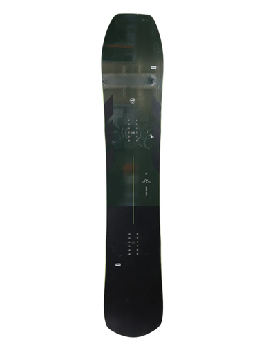 Used 2025 Arbor Coda Snowboard (159W)