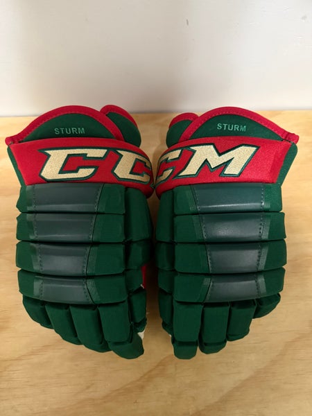 Used Ccm hg97 Minnesota Wild gloves size 14