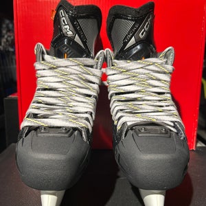 CCM Tacks Vector Premier (SMU) Hockey Skates Regular Width Size 6.5 (New)