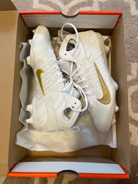 White Men's Size M 7.0 (W 8.0) Adult Nike Huarache (New)