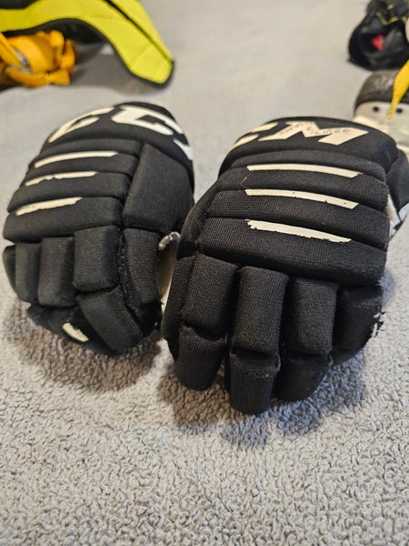 CCM 4R II Gloves (Used)