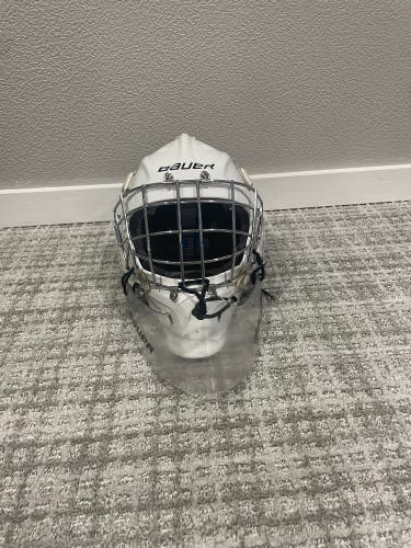 Senior Bauer 930 Goalie Mask (Used)