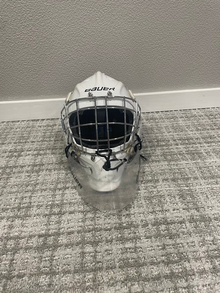 Senior Bauer 930 Goalie Mask (Used)