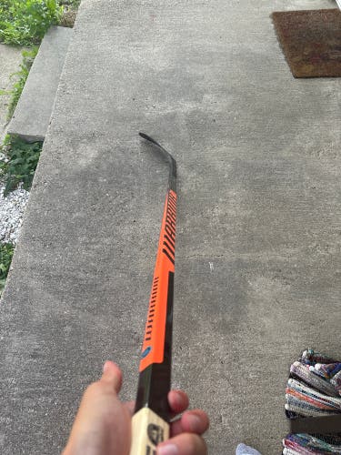 Senior Warrior Covert QR5 Pro Right Handed Hockey Stick W28  (Used)